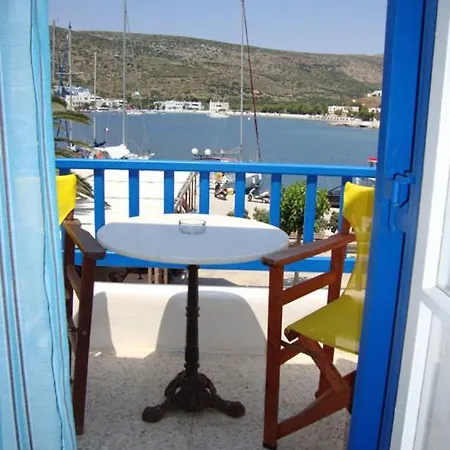 Minoa فندق 2*